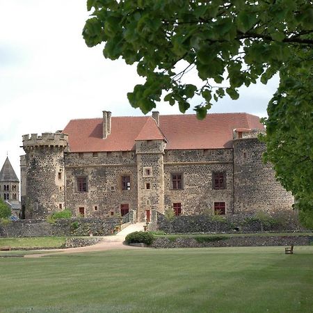 Chateau Royal De Saint-Saturnin Servicios foto