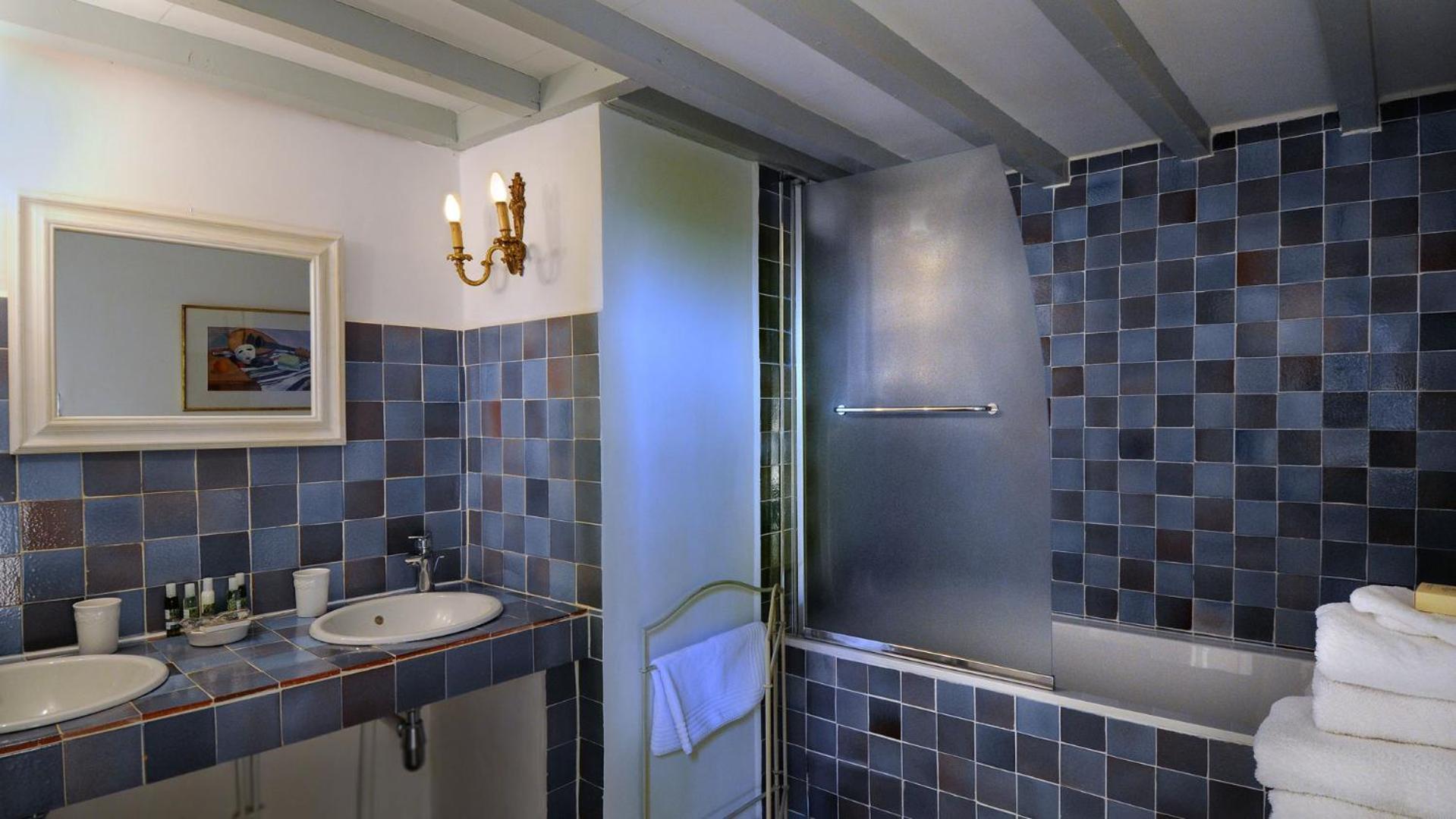 Chateau Royal De Saint-Saturnin Habitación foto