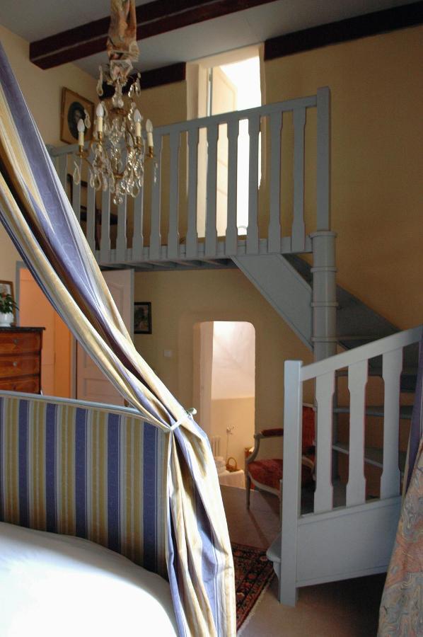 Chateau Royal De Saint-Saturnin Habitación foto